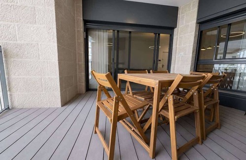 Kiryat HaLeom Apartment | Jerusalem Central - Spacious 3 Bedroom