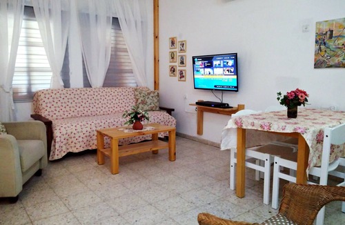 Menahemia Apartment | Jordan Valley vacation apartment, Home away from home
