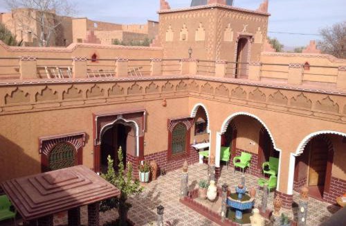 Souk Lakhmis Dades House | Kasbah Ifri
