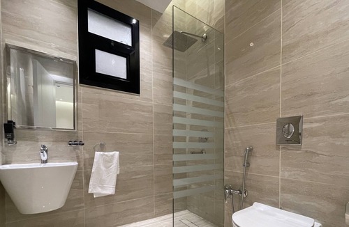 Riyadh Apartment | Kease Mughrizat C-1 Royal touch GZ57
