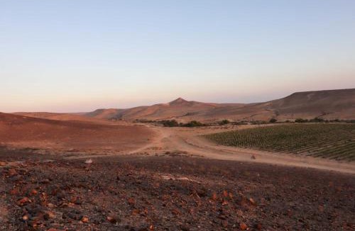 Merhav Am House | Kedem Mountain - Pool and Hot Tub in the Desert
