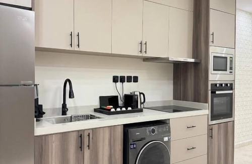 King Abdul Aziz Road House | Khozama Living