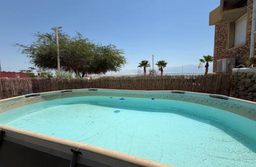 Neve Zohar Apartment | king of The deadsea Crown Collection