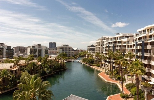 Victoria and Alfred Waterfront House | Kylemore 401 Luxury 3 Bedroom Apartment