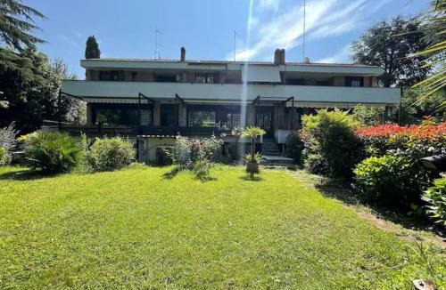 Gianicolo Villa | La Dolce Vita - A Tropical Garden in Rome