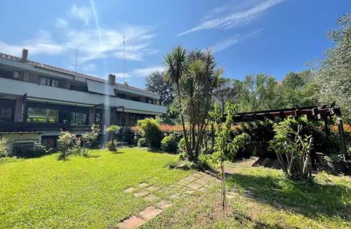 Gianicolo Villa | La Dolce Vita - A Tropical Garden in Rome