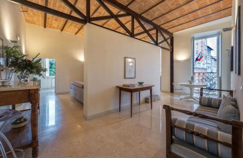Foligno Apartment | La Residenza in Piazza Grande
