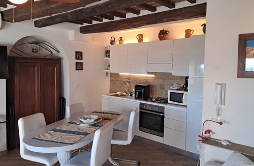 Cortona Old Town Apartment | La Terrazza sulla Valle, with private terrace overlooking the valley!