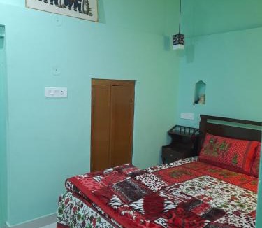 Landour Ski Chalet | Landour Chalet Mussoorie Cozy and Aesthetic Kothri Homestays