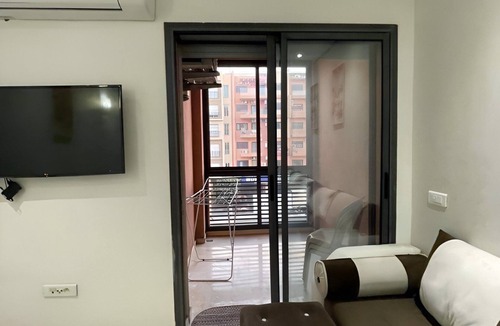 Gueliz Condo | Large 2 bedroom a minute from train station Guilez