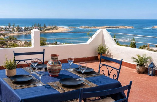 Oualidia Apartment | Le grand château Vue sur Mer uniquement les familles