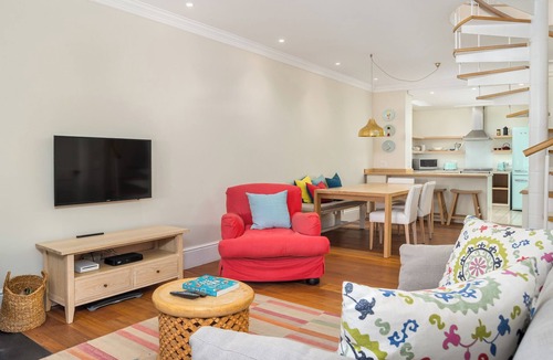 Green Point House | Light and Airy 3 Bedroom Green Point Family Home