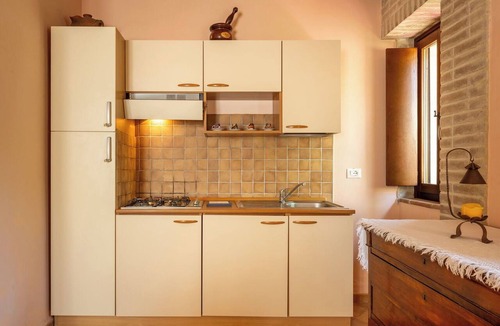 Lidarno House | Lovely apartment in villa with WIFI, A/C, pool, TV, patio, pets allowed and panoramic view
