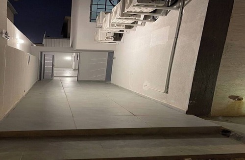 Riyadh Apartment | LP121.4H Cozy 1-bedroom studio in fantastic Riyadh with AC