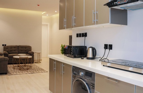 Riyadh Apartment | LP45.5 - Sleek 2BR Apartment in Al Arid