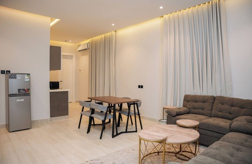 Riyadh Apartment | LP45.8 - Chic 2BR Apartment in Al Arid