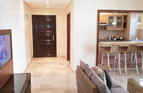 Secteur Touristique Apartment | Luxurious Marina Apartment