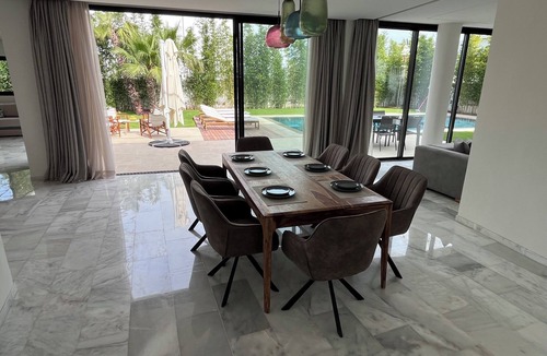 Tamrhakht House | Luxurious, spacious villa in a secure residence, 5 minutes from the beach