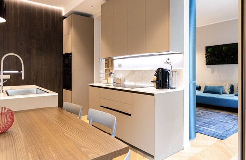 Sallustiano Apartment | Luxury 2-Bedroom Apartment Near the Spanish Steps & Via Veneto - Sleeps 6, Air Conditioning, Elevator