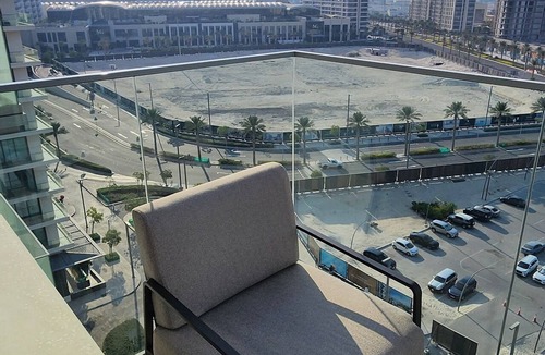 Muharraq Hotel | Luxury 5-Star Hotel Beachfront Resort. Walking ditance to Marassi Galleria Mall.