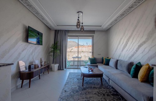 Secteur Touristique Apartment | Luxury Apartment 99sqm with Beach front, AC and Unlimited Wi-Fi