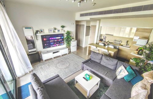 Muharraq Condo | Luxury Apt near Marassi Beach & Dragon City Mall & Amwaj Lagoon