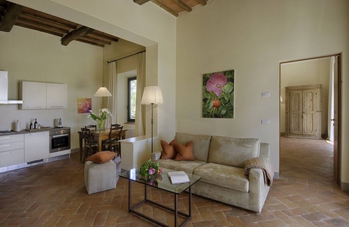 Panzano in Chianti Apartment | Luxury Chianti For Four in Panzano Chianti