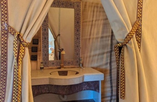 Taouz Cabin | Luxury Desert Camp Merzouga - AC, Private Bathroom & Breakfast