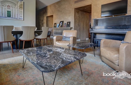 Rione XI Sant'Angelo Apartment | Luxury Tempio - Bookwedo