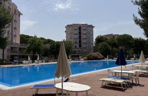 Marcelli Apartment | M456 – Marcelli, cozy three-room apartment in residence with pool
