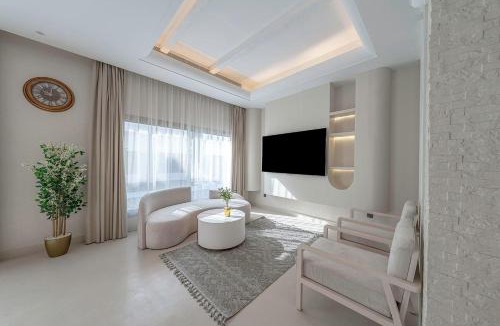 King Abdul Aziz Road Apartment | Mabaat-Jasmine Greek Villa 4BR- 583 - Villa 10