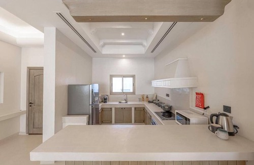 King Abdul Aziz Road Villa | Mabat Jasmin Greek Villa 4BR 583 Villa10