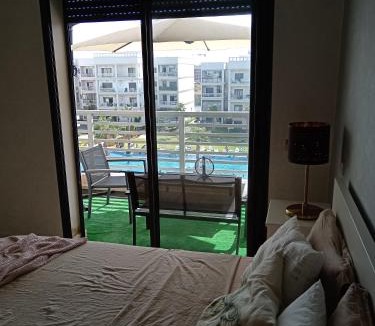 Cherrat Apartment | Magnifique appart vue piscine 5min de la plage