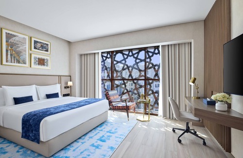 Medina Hotel | Makarem Burj Al Madinah Hotel and Suites