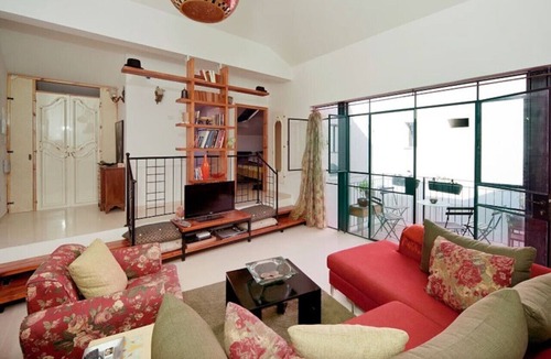 Neve Tzedek Apartment | MAMAD - Charming Sunny Haven with Balcony by Sea N Rent