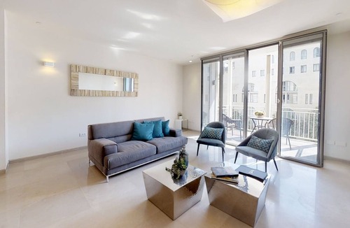 Jerusalem City Centre Apartment | ❤MAMILLA 2 bdrs w. view ❤ My BEST JLM Experience ❤