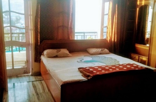 Bajoral Khurd House | Marvelous 2-bedroom house in Solan perfect for a relaxing getaway