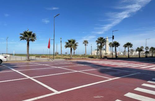 Bourgogne Apartment | MAYA SUITES - Corniche Seaside