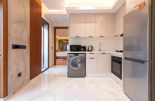 Bourgogne Apartment | MAYA SUITES - Corniche Seaside