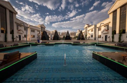 Ahad Marrat Hotel | MidTown Majestic Garden Resort
