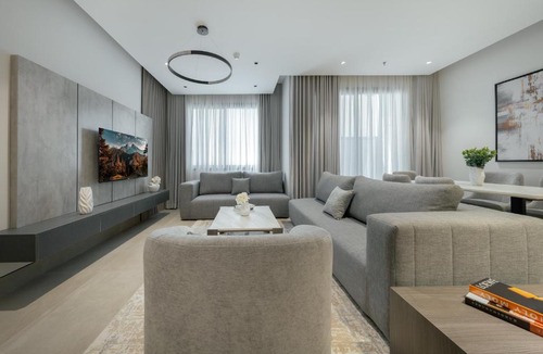 Riyadh Apartment | Modern 2 bdr apart in Al Mohammadiyyah