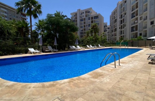 Hay Riad Apartment | Modern 2 Bedroom Apartment - Swimming pool & Parking