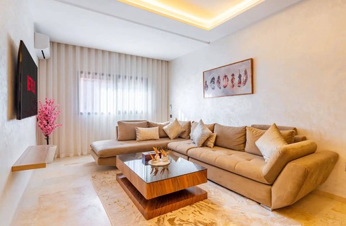 Hivernage Apartment | Modern apartment with pool and parking | Central Guéliz