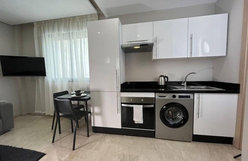 Casablanca Apartment | Modern Cosy Studio blv Anfa, Casablanca Center