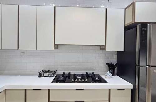 Jeddah Apartment | Modern & Cozy Apartment Quiet Area Near Malls & Restaurants