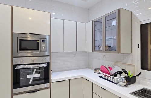 Jeddah Apartment | Modern & Cozy Apartment Quiet Area Near Malls & Restaurants