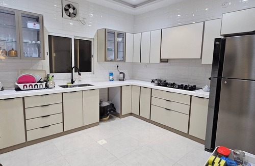 Jeddah Apartment | Modern & Cozy Apartment Quiet Area Near Malls & Restaurants