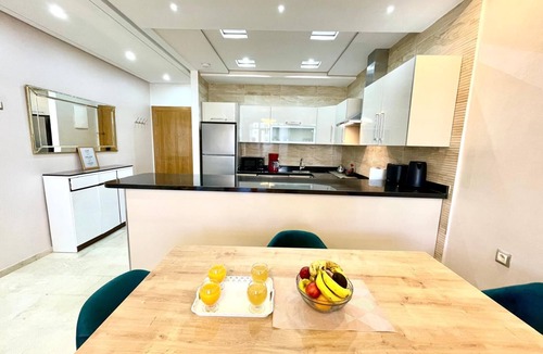 Malabata Apartment | Modern Tangier centre elegance with Seaview - Steps to Beach, train, attractions