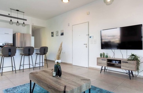 Bat Yam Apartment | Modern Tower Apt w/Spectacular Sea View | Mamad