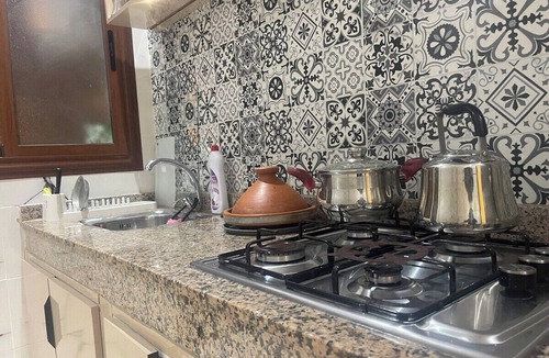 Cite Essalam Apartment | Modern Wi-Fi, Agadir, 10 min Beach, Netflix, IPTV, First floor. 93m2. Balcony.